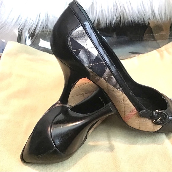 Burberry Heels Size 8 1/2 - Picture 4 of 13